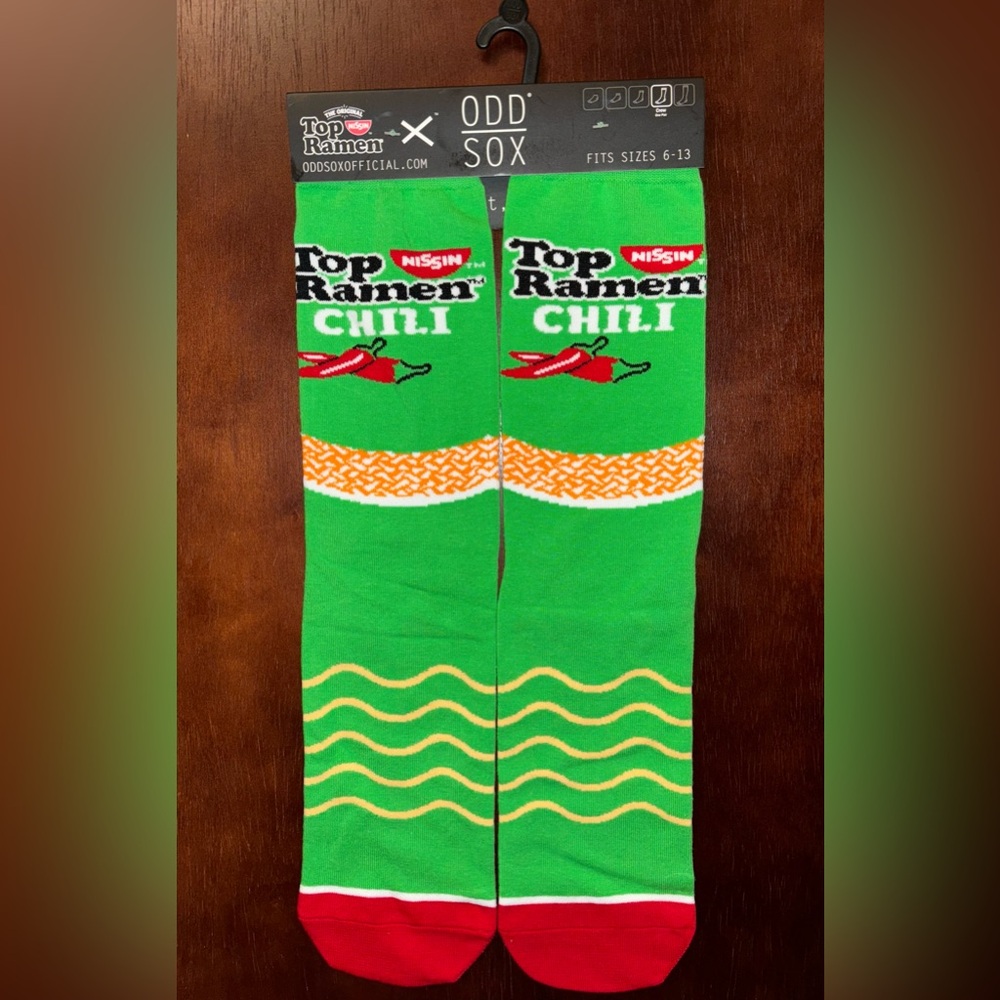 TOP RAMEN ODD SOX NOVELTY CREW SOCKS NWT MEN’S SHOE SIZE 6-13